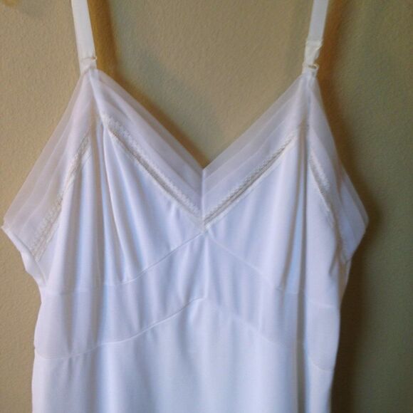 Vintage Snowden Full Slip Size 40T (Amazing Condition) - Picture 2 of 9